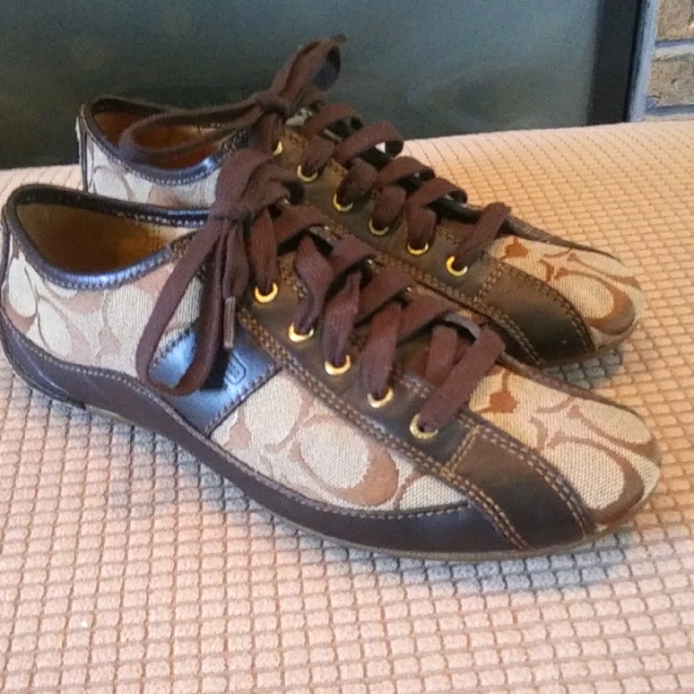 Coach Signature Brown and Tan Lace-Up Sneakers, Style SUEE, EUC, Vintage